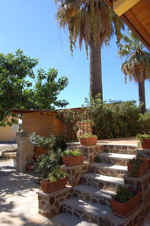 Il Giardino Del Sole Villa Agnone Bagni Exterior photo
