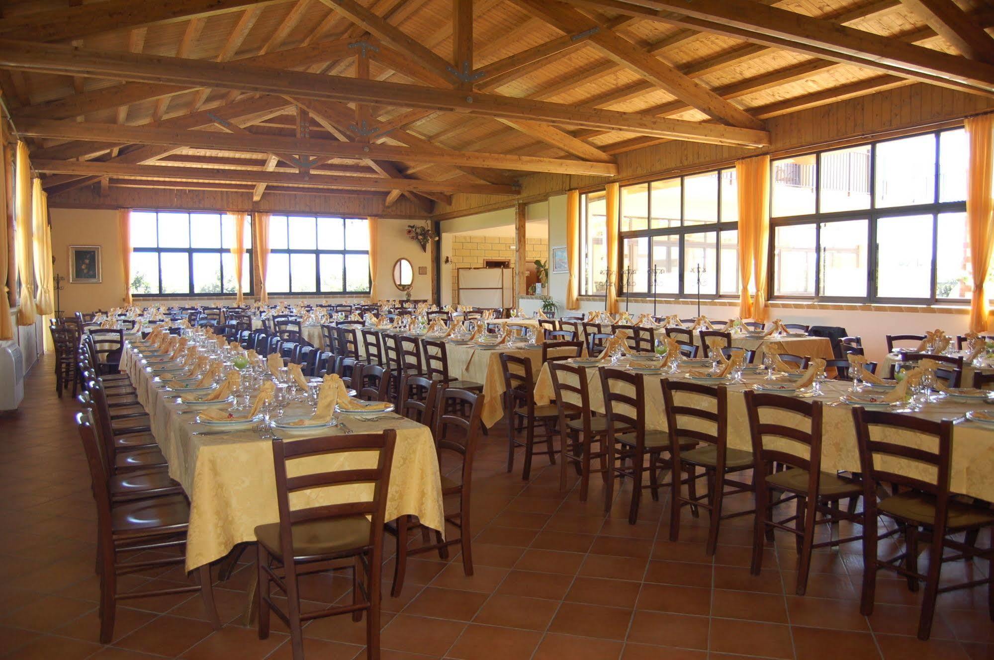 Il Giardino Del Sole Villa Agnone Bagni Exterior photo